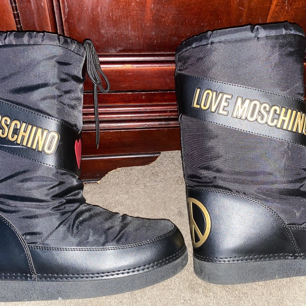Love Moschino Boots